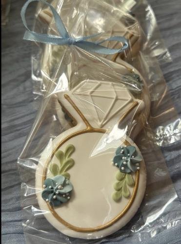Engagement ring cookies
